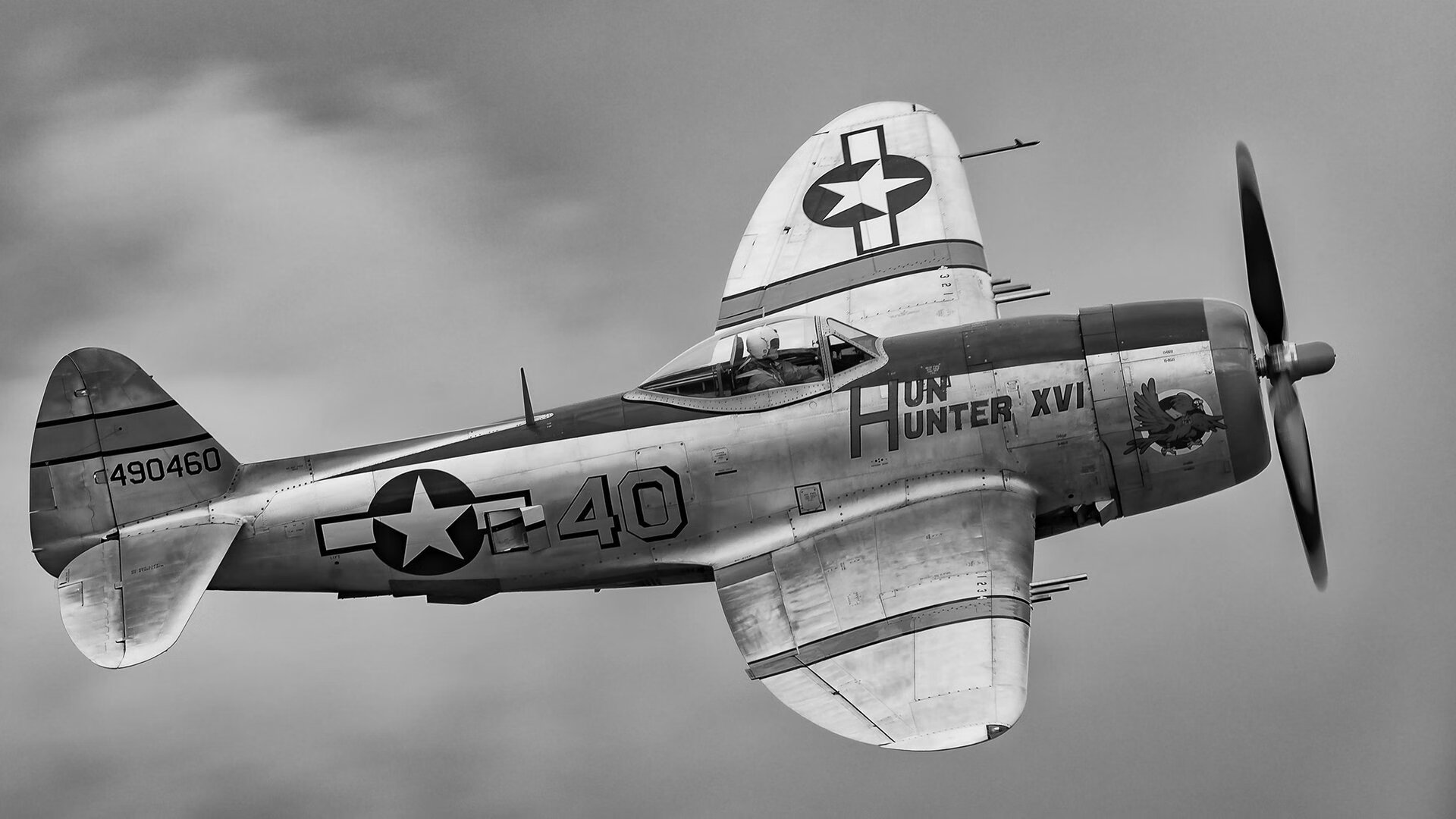 开云kaiyun-2010年季后赛：雷霆以年轻的阵容奋战，韦斯布鲁克多次“黑马”表现惊艳全场。