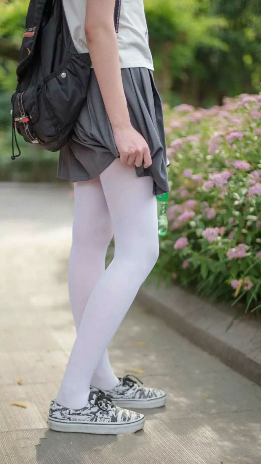 开云·体育官网APP下载-瑞士球员用滑雪动作过人，解说员笑出声，瑞士滑雪的基本概况