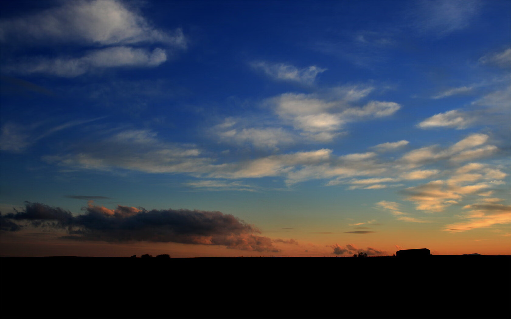 开云入口-里昂联手瓦伦西亚引进年轻有为球员，瓦伦西亚中锋