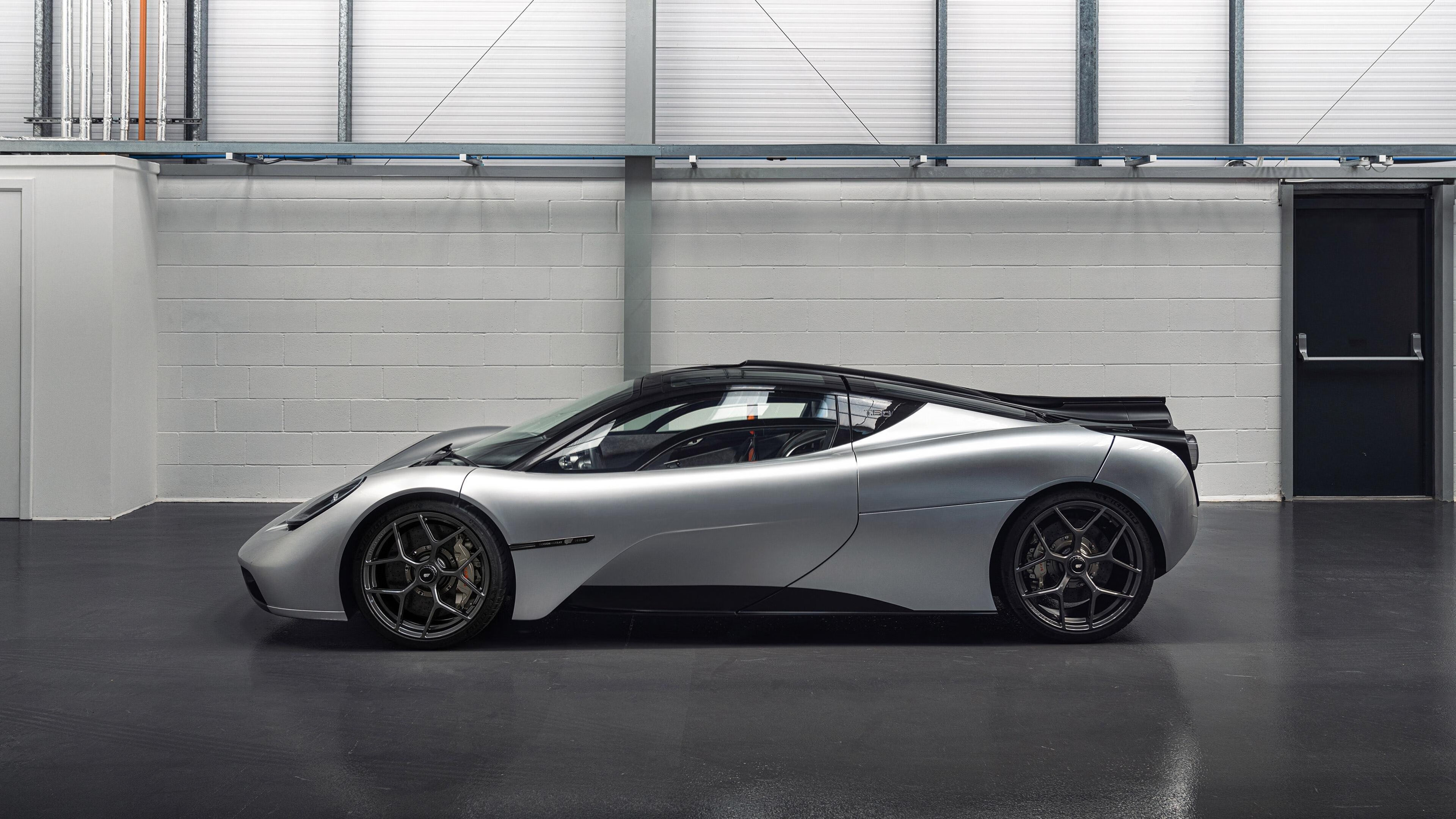 开云在线直播-“2025世界运动会：简阳文体中心羽毛球赛引发热烈关注”